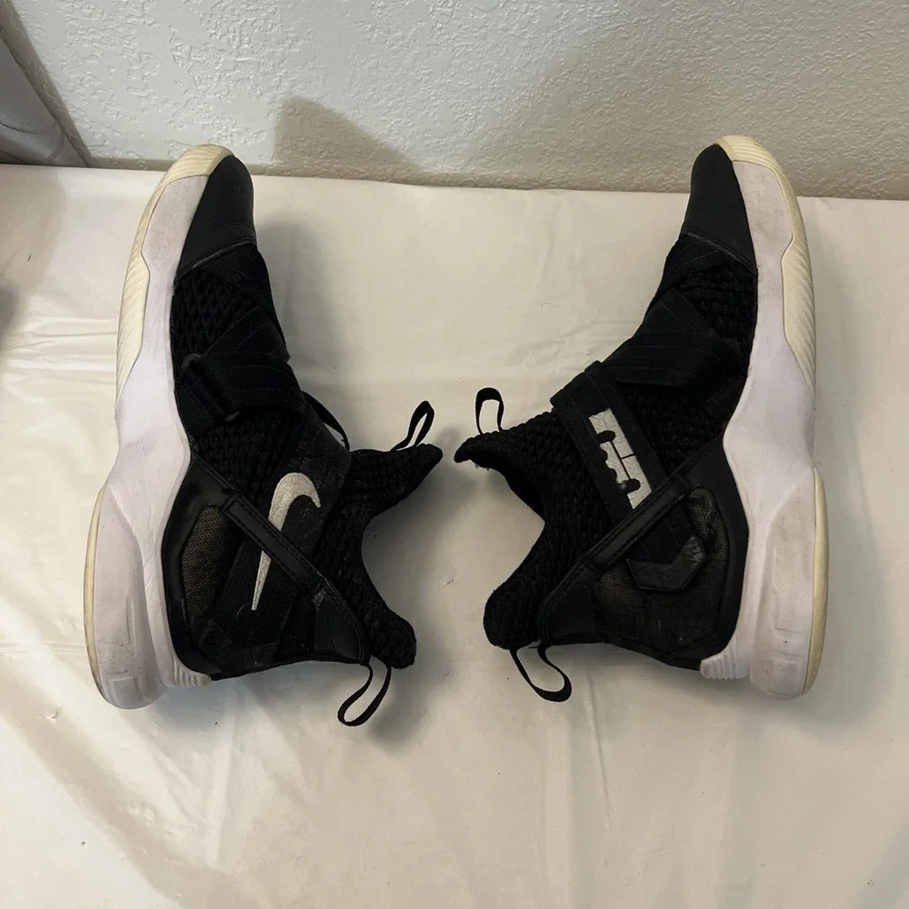 Nike LeBron Soldier 12 Black White Mens Basketball Shoes AT3872-001 2018 Sz 10.5